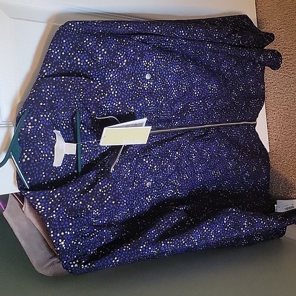 Michael Kors blue with tiny silver stars extra large new with tag.